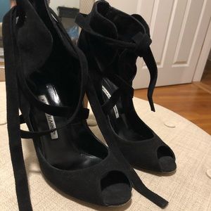 Manolo Blahnik Black Suede Lace Up Peep Toes